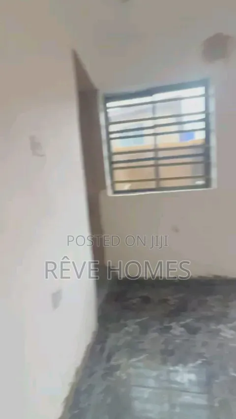 1bdrm Apartment in Akoka for rent