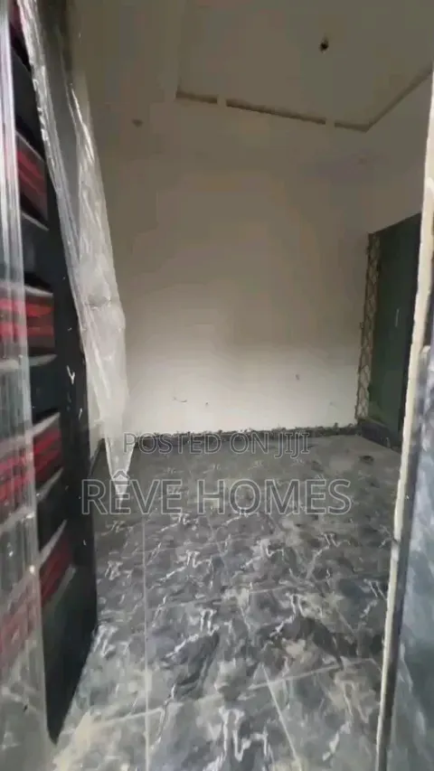 1bdrm Apartment in Akoka for rent