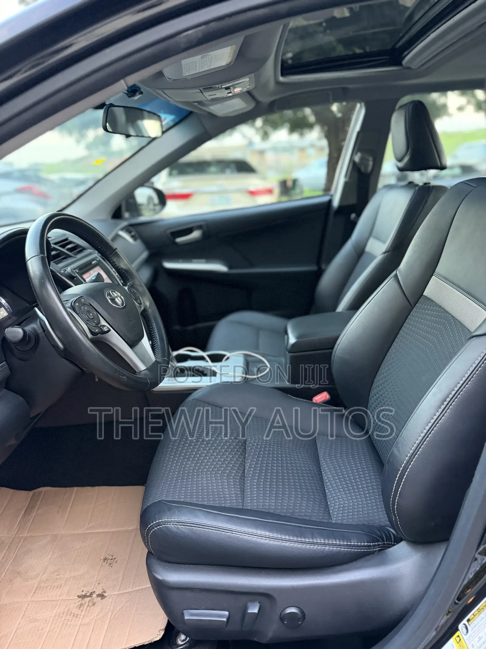 Toyota Camry SE 4dr Sedan (3.5L 6cyl 6A) 2014 Black