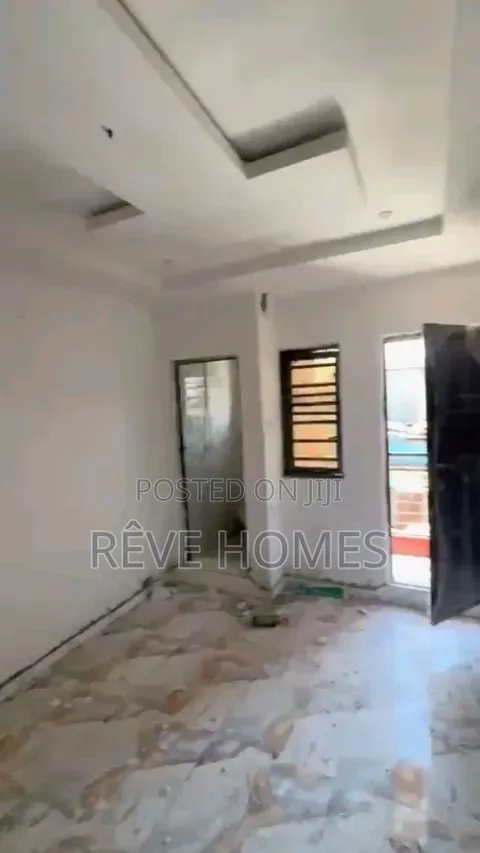 1bdrm Apartment in Bariga / Shomolu for rent