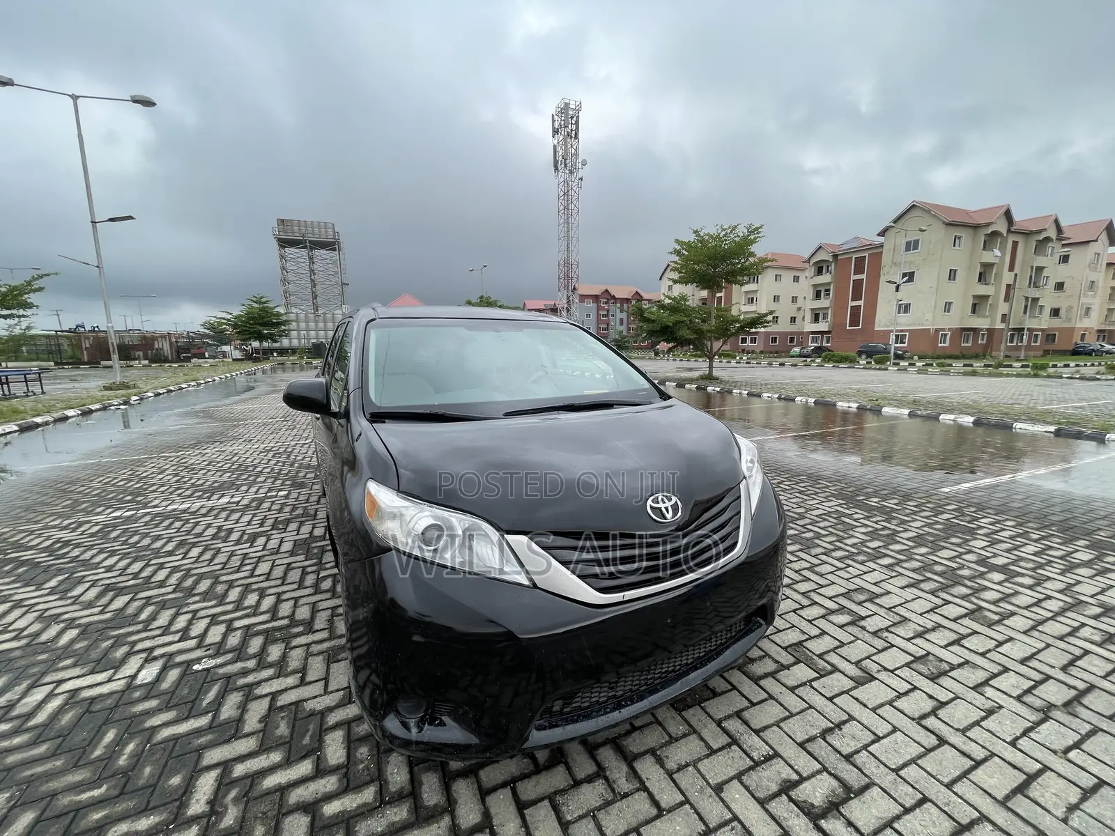 Toyota Sienna 2013 Black