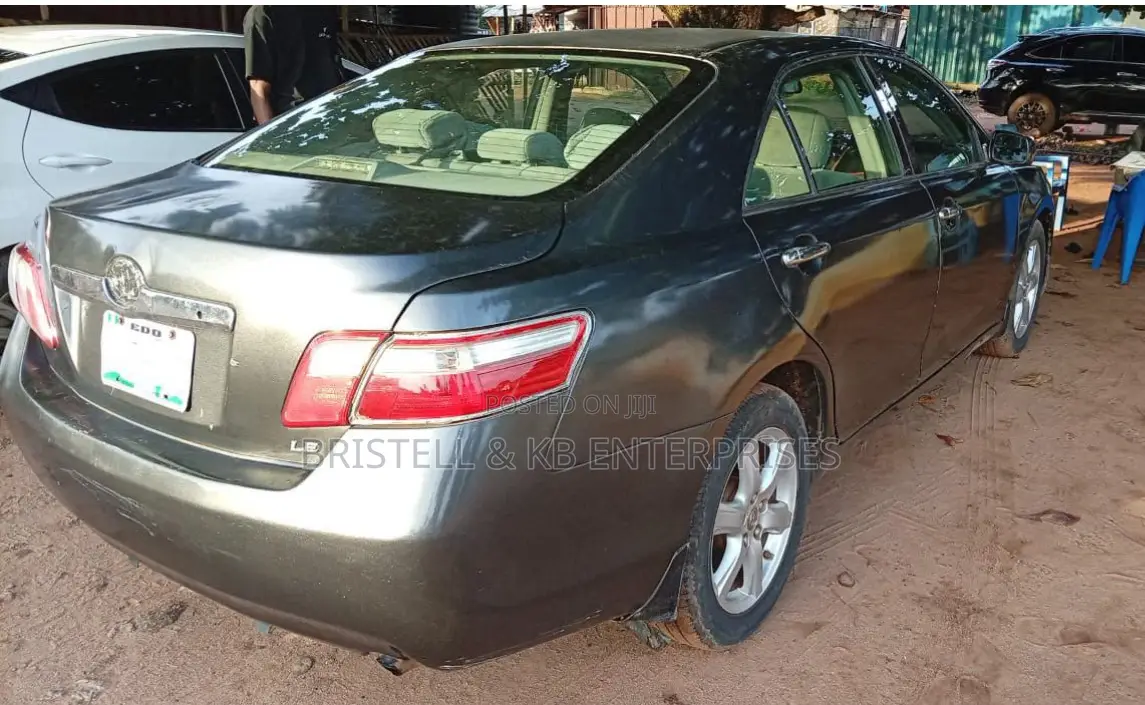 Toyota Camry 3.5 XLE 2008
