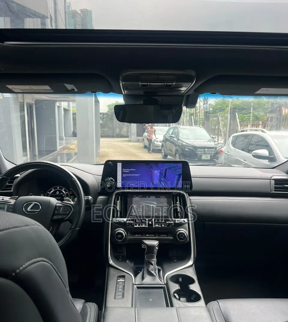 Lexus LX 600 2023 Black