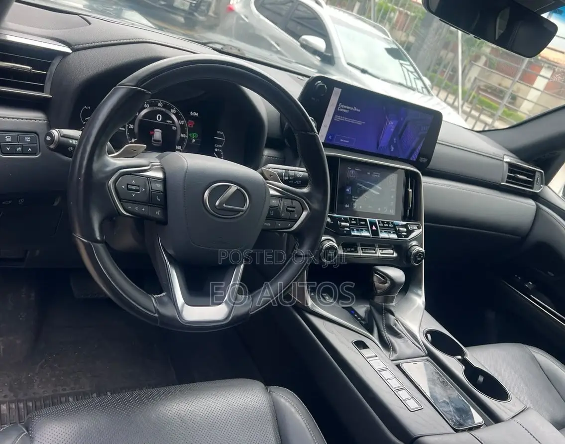 Lexus LX 600 2023 Black