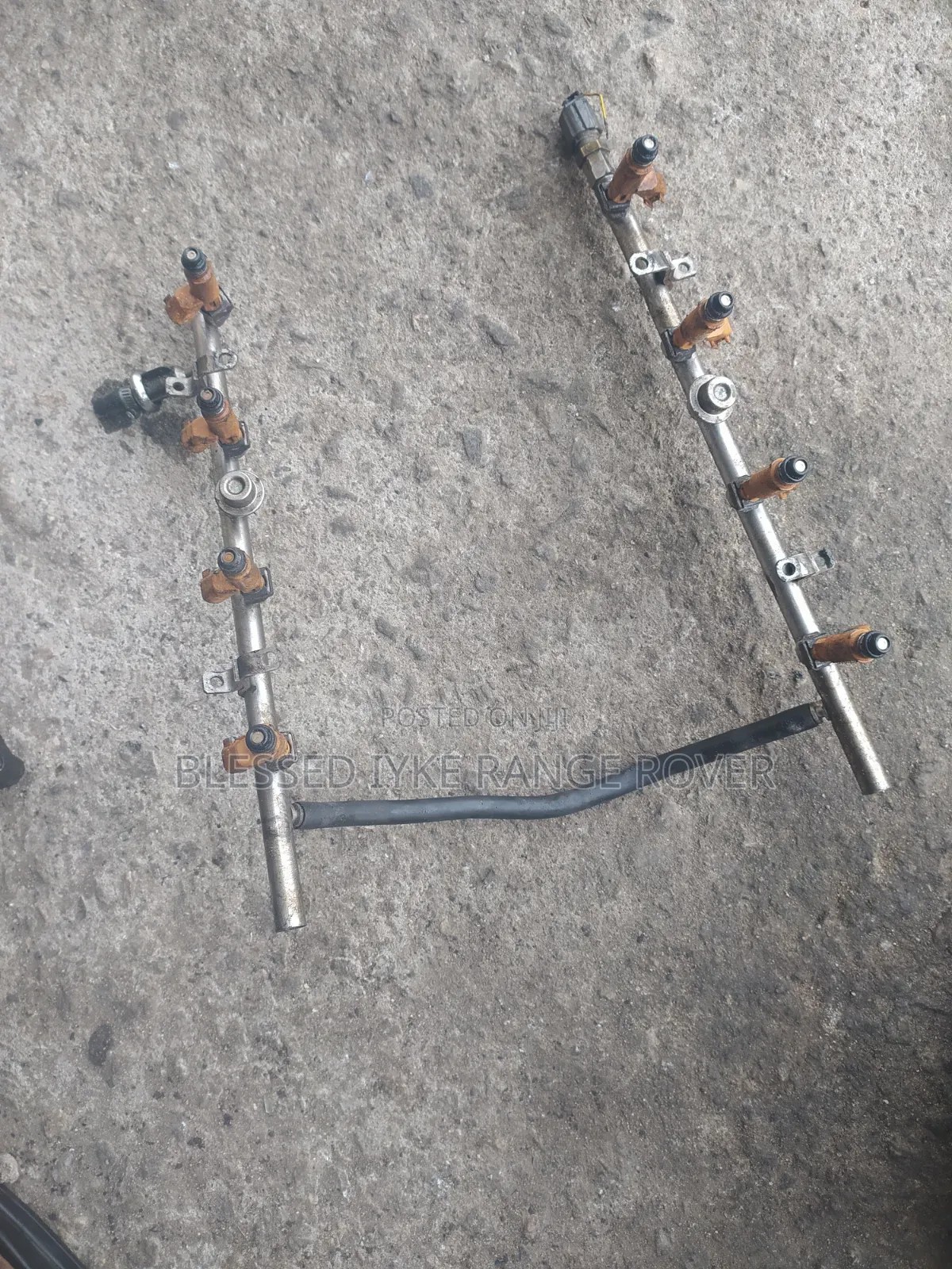 Injector Nozzle Complete Range Rover Sport 06/08