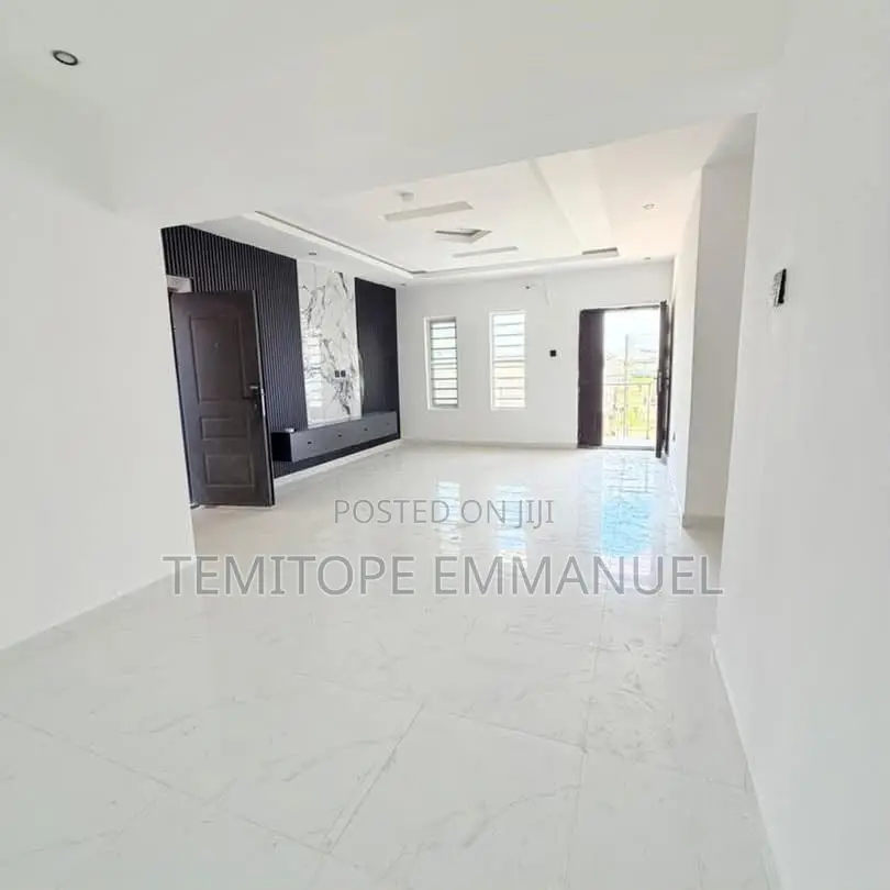 Furnished 2bdrm Apartment in Isheri North for sale