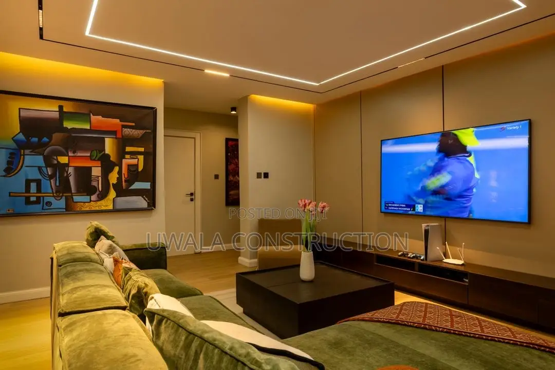 Premium 2-Bedroom Luxury Short-Let With Ps5 Workstation