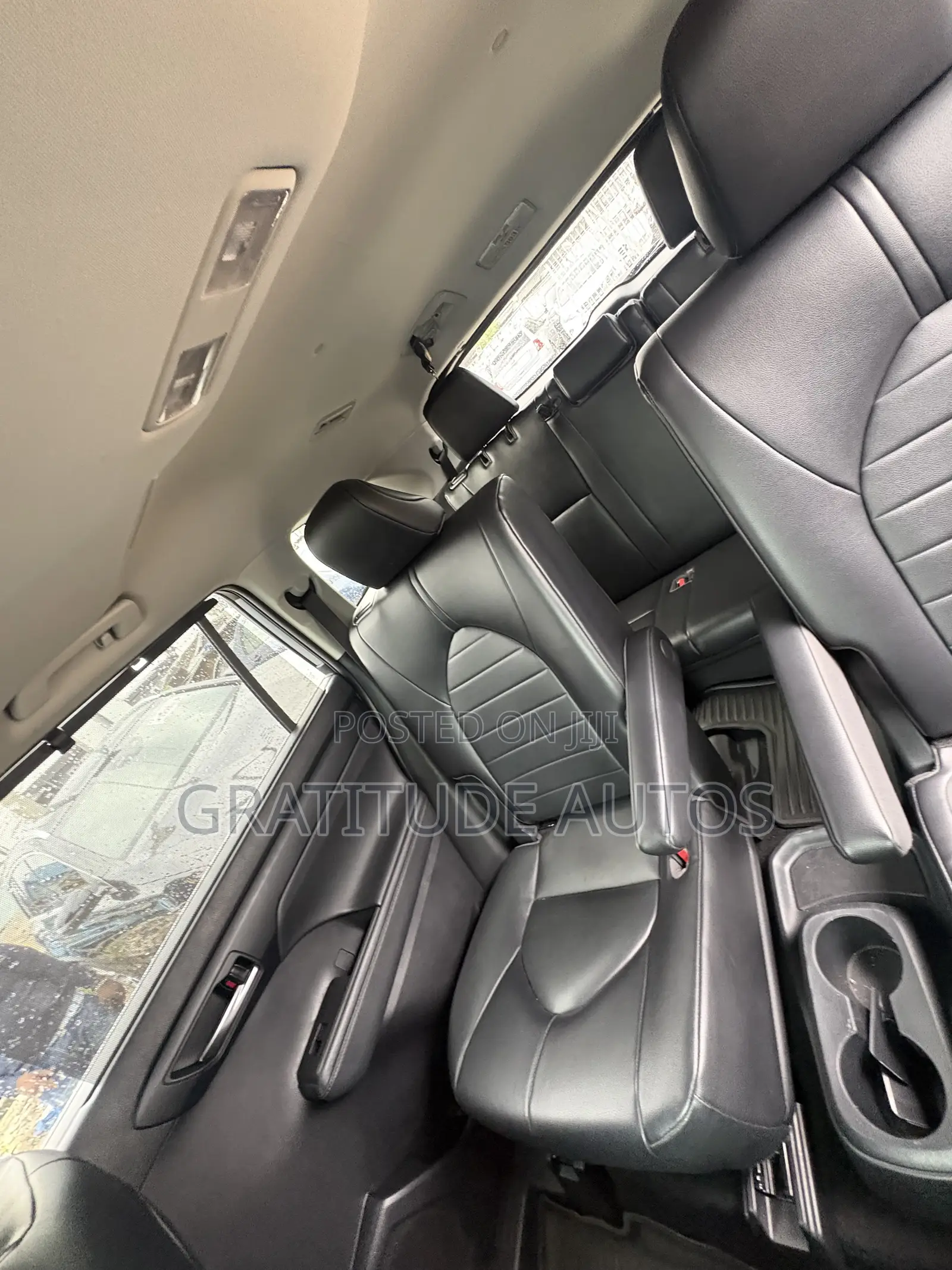 Toyota Highlander XLE 2022 Blue