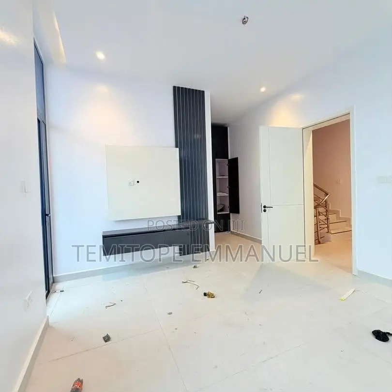 Furnished 4bdrm Duplex in Adeniyi Jones for sale