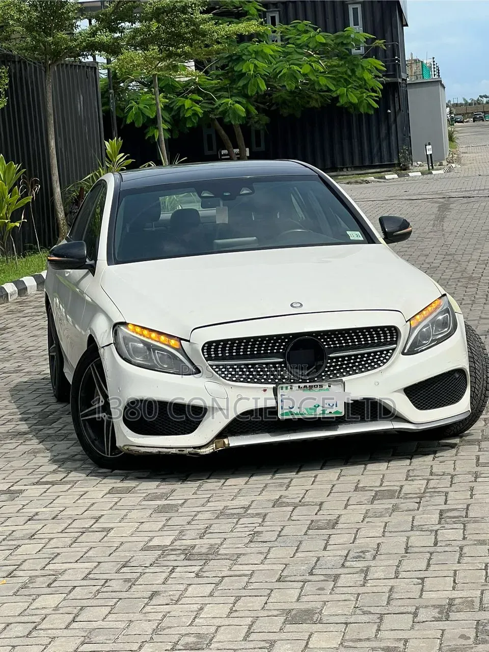 Mercedes-Benz C450 2016 White