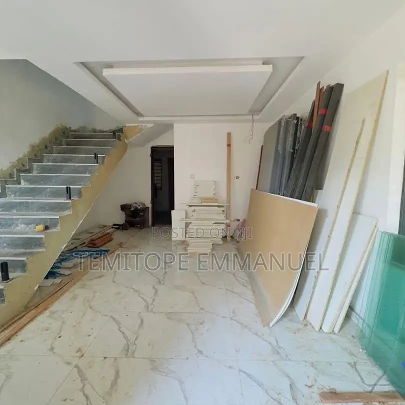Furnished 4bdrm Duplex in Gbagada for sale