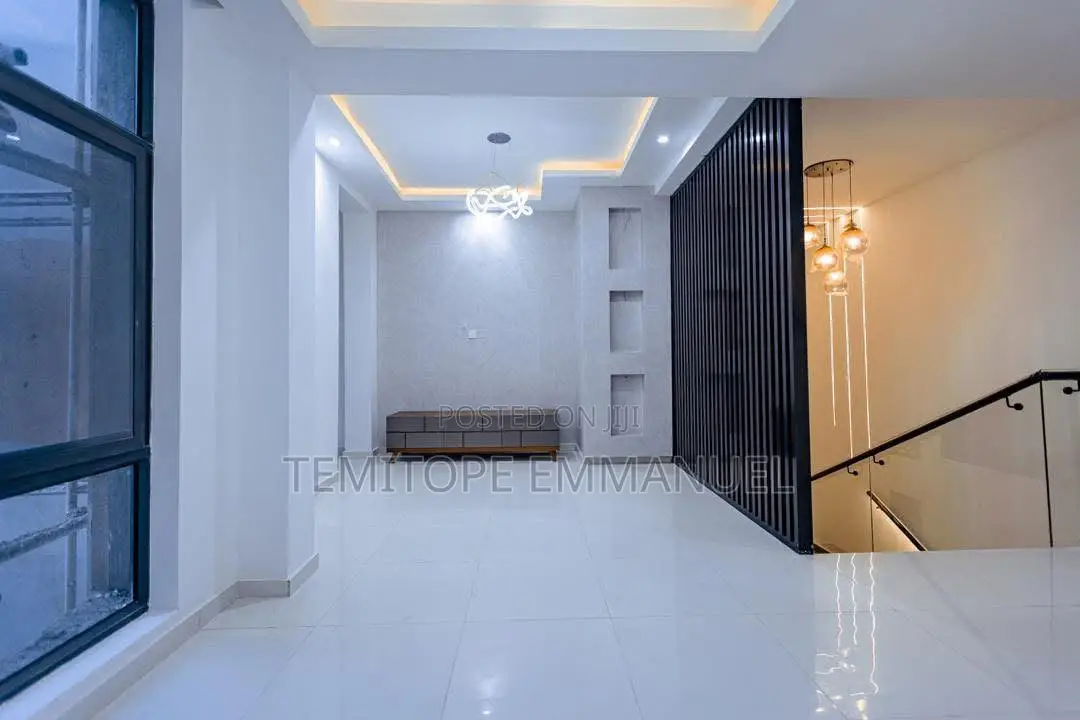 Furnished 4bdrm Maisonette in Ikoyi for sale
