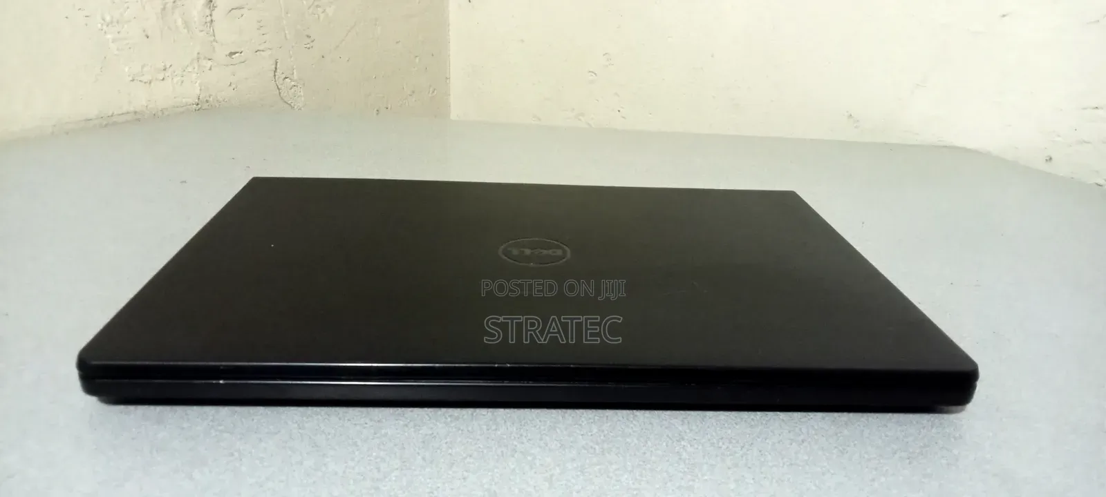 New Laptop Dell Inspiron 17 5000 8GB Intel Core i5 SSD 256GB