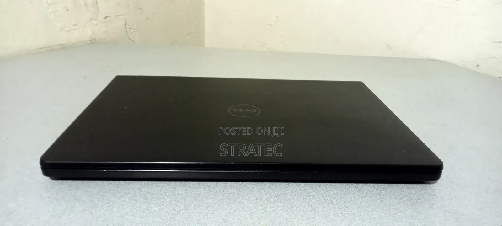 New Laptop Dell Inspiron 17 5000 8GB Intel Core i5 SSD 256GB