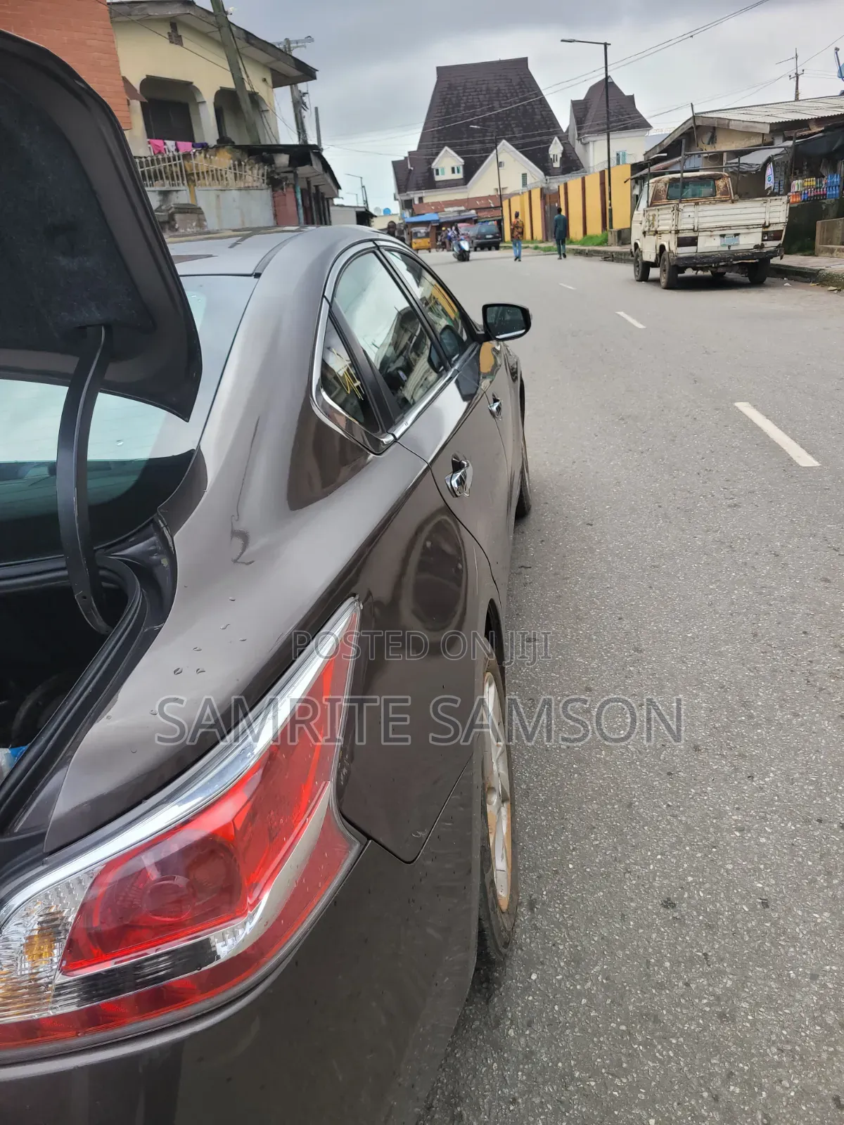 Nissan Altima 2.5 SV 4dr Sedan (2.5L 4cyl CVT) 2014