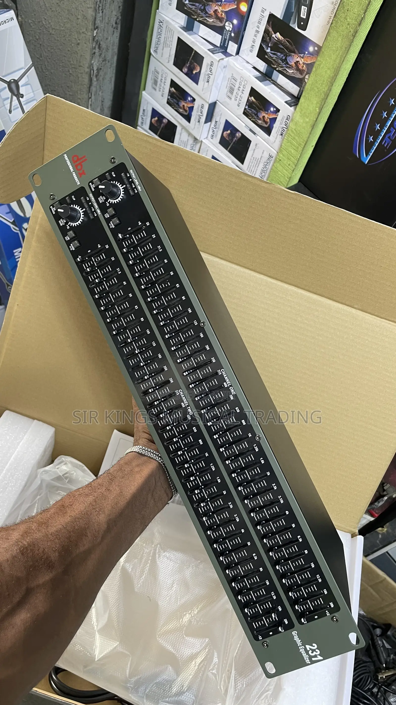 DBX Double Equalizer Eq231 With Sub Output 31 Bands