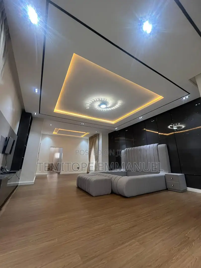 Furnished 6bdrm Duplex in Egbeda for sale