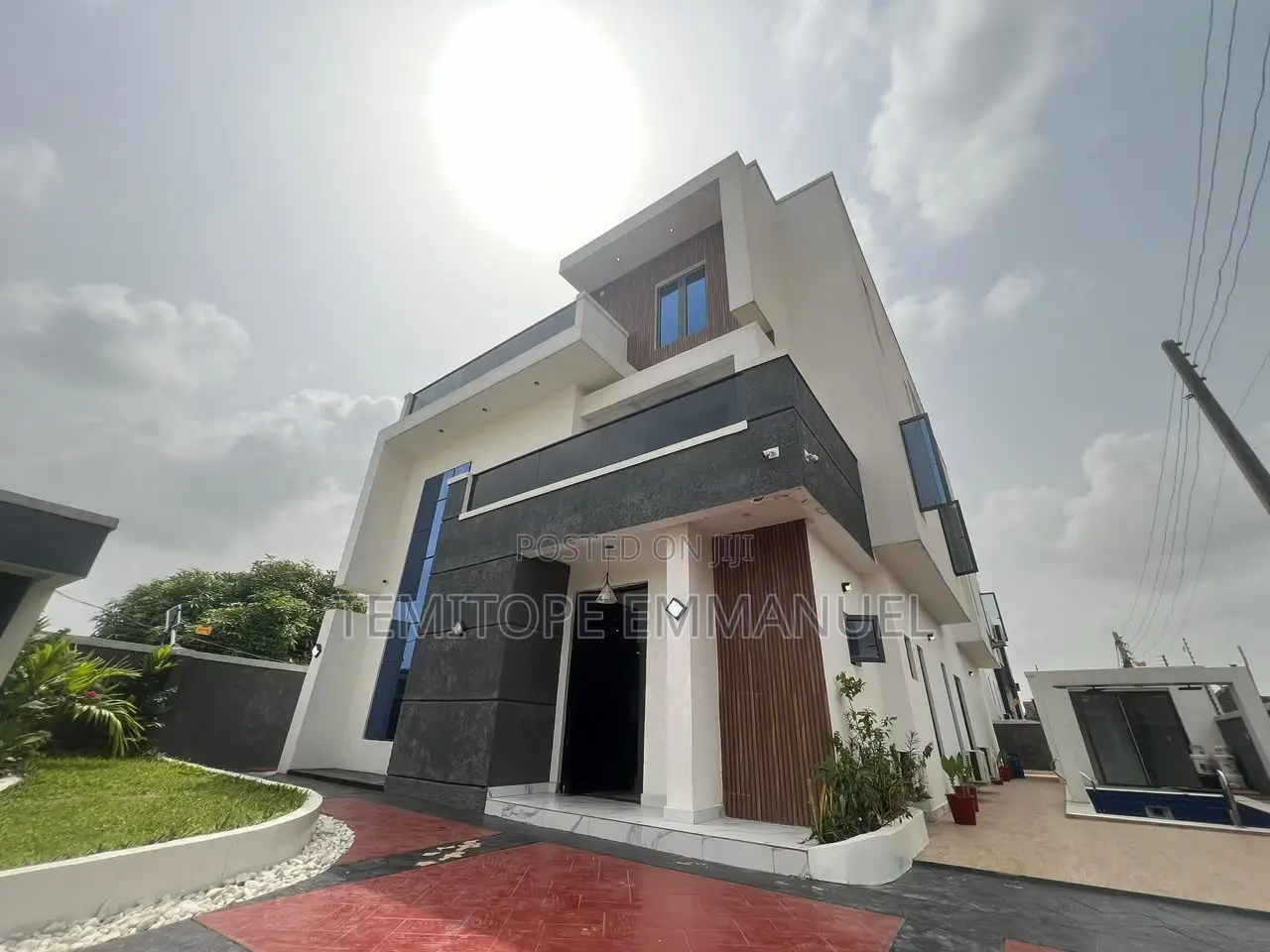 Furnished 6bdrm Duplex in Egbeda for sale