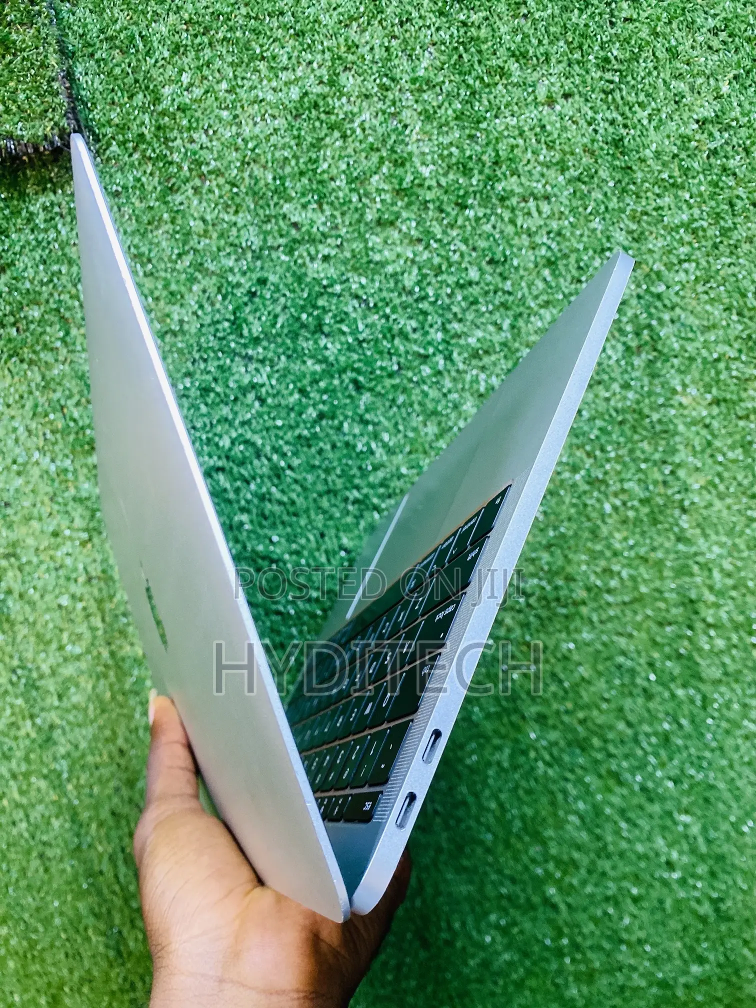 Laptop Apple MacBook Pro 2017 16GB Intel Core i5 SSD 512GB