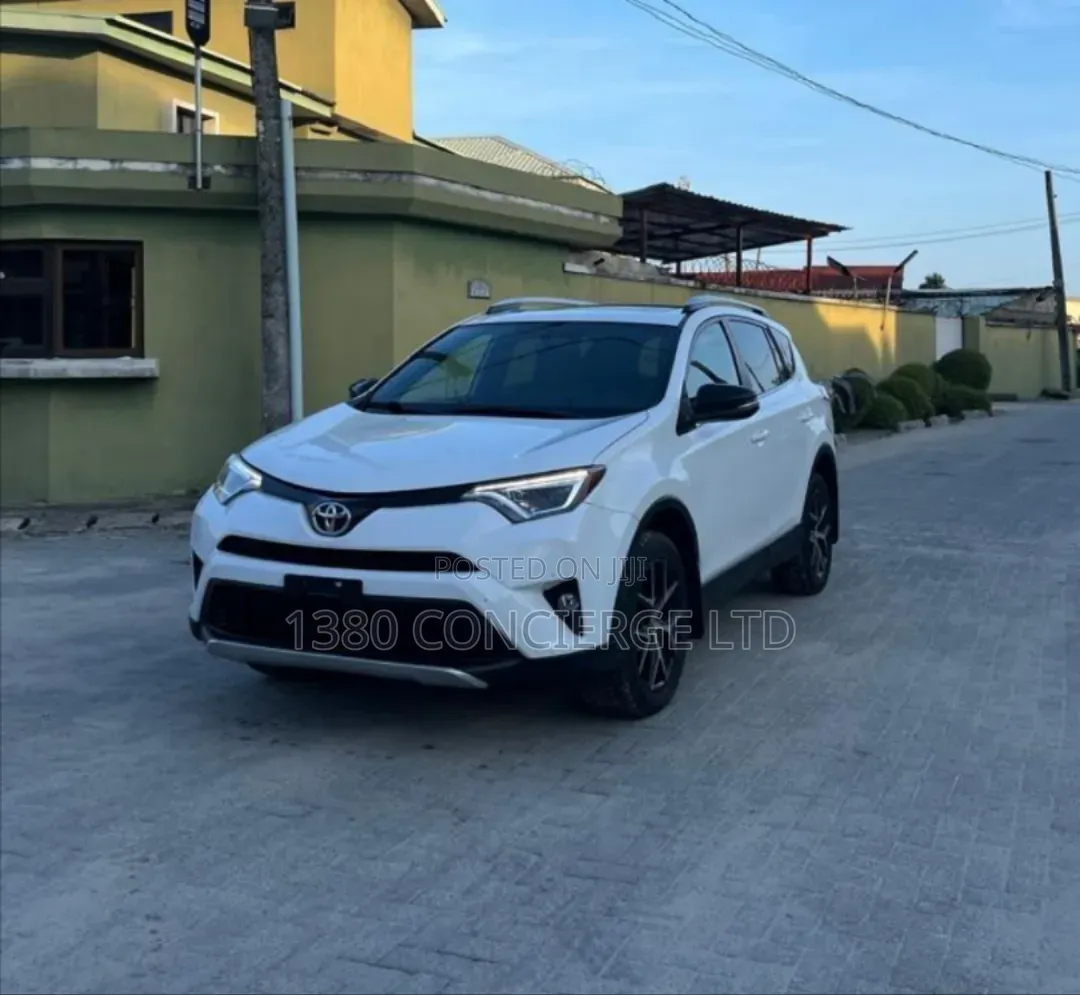 Toyota RAV4 2016 White