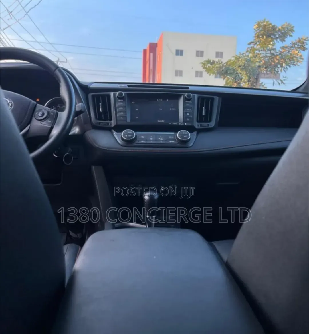Toyota RAV4 2016 White