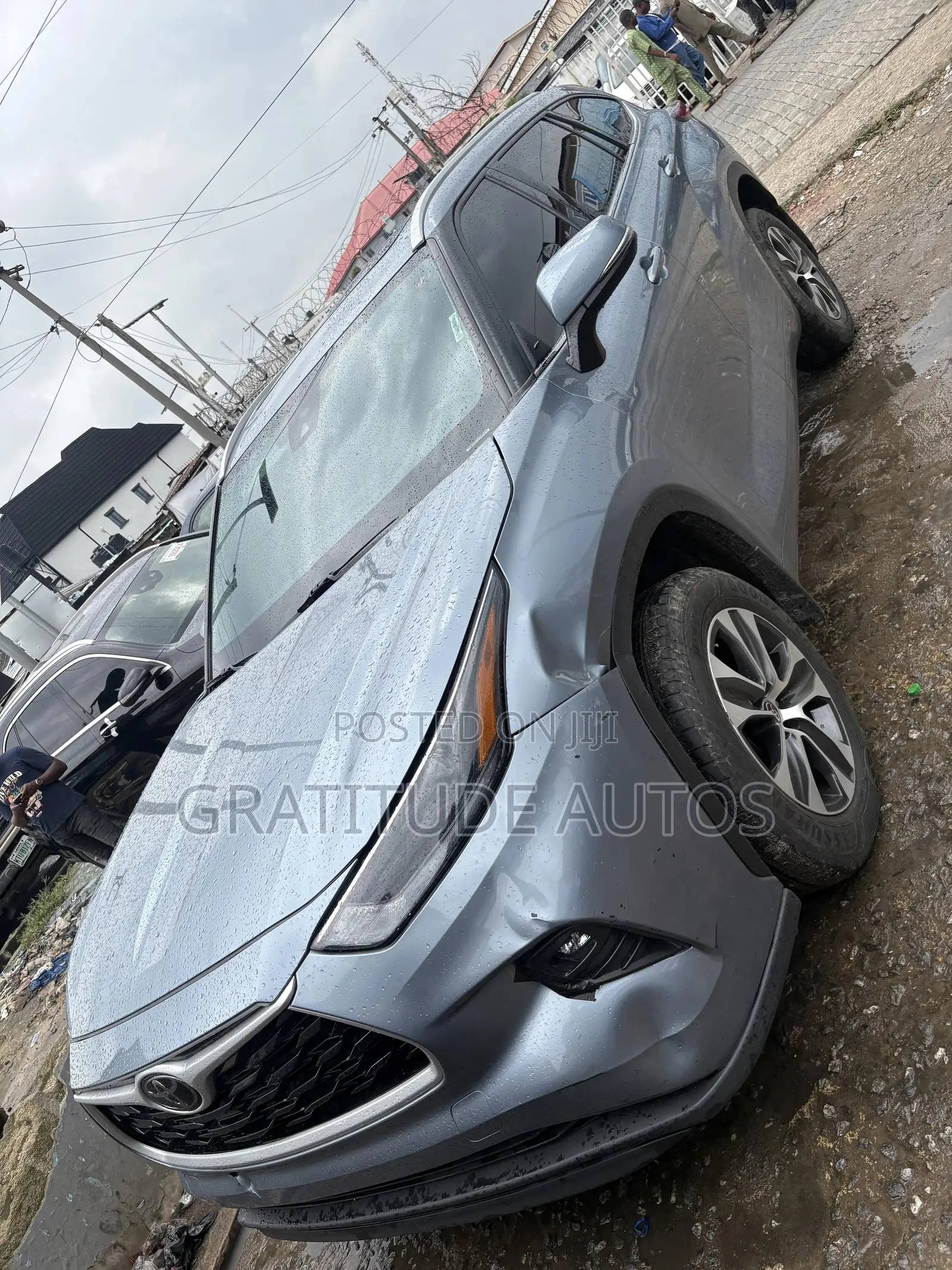 Toyota Highlander XLE 2022 Blue
