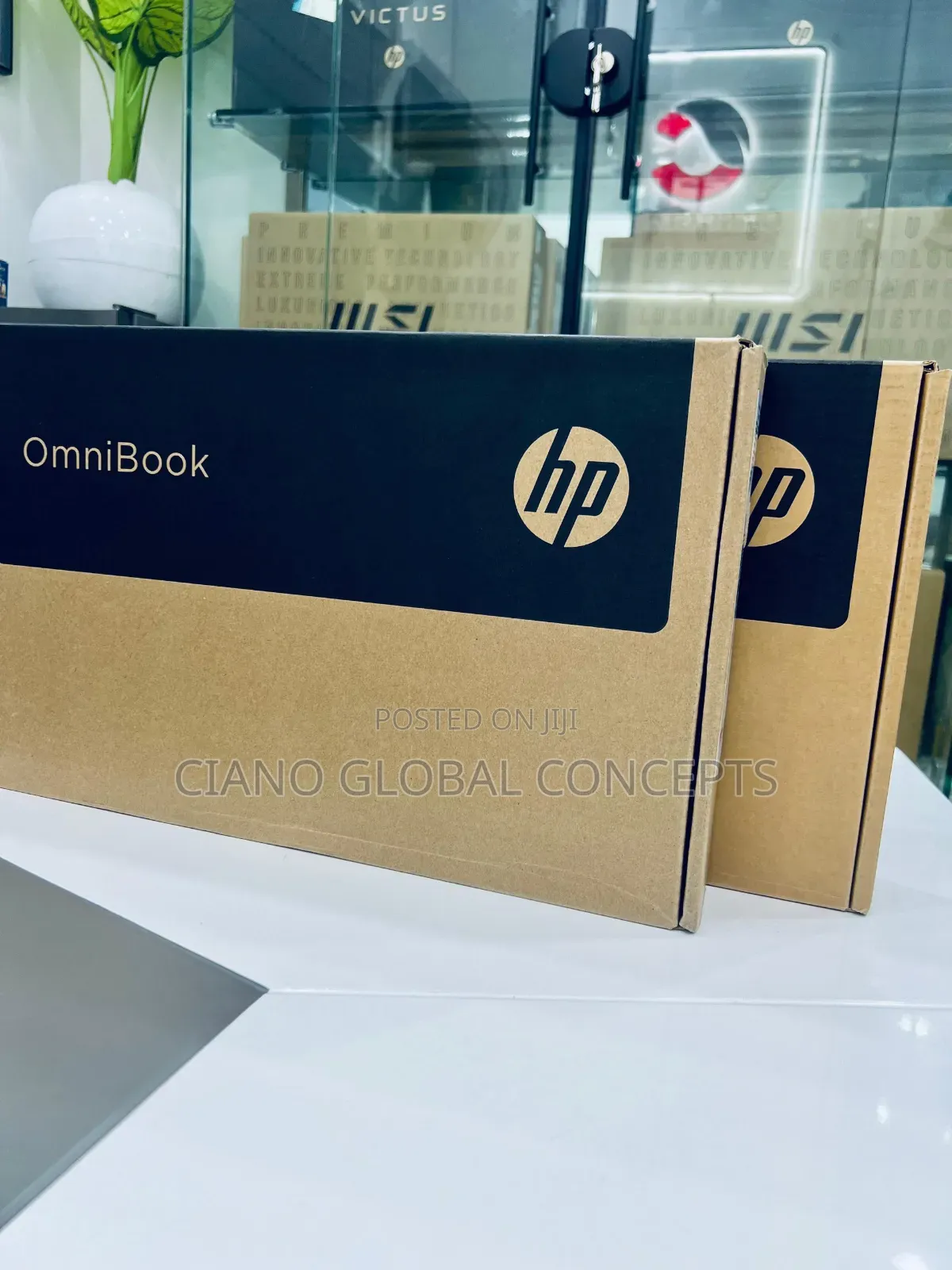 New Laptop HP OmniBook 5 Flip 16GB Intel Core 7 SSD 512GB