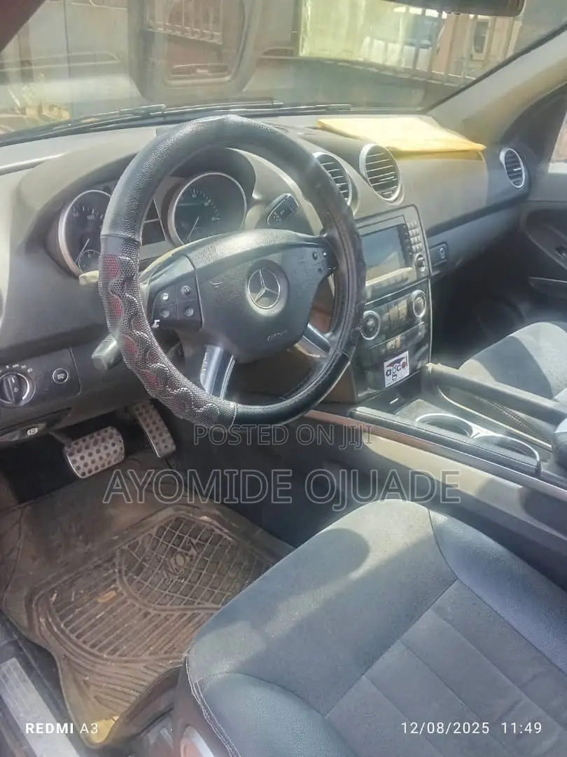 Mercedes-Benz M Class 2006 Gold
