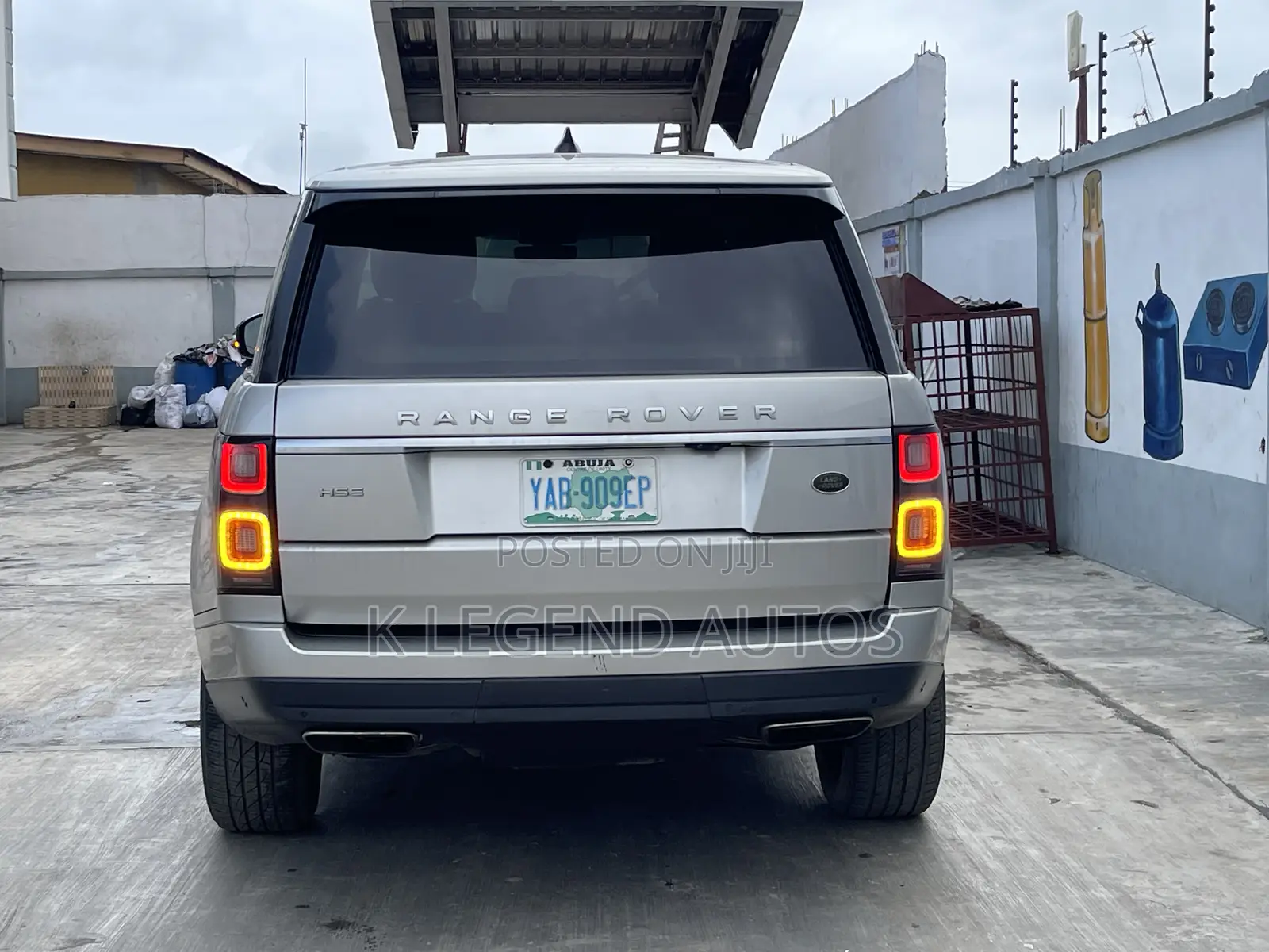 Land Rover Range Rover Vogue 2018 Gold