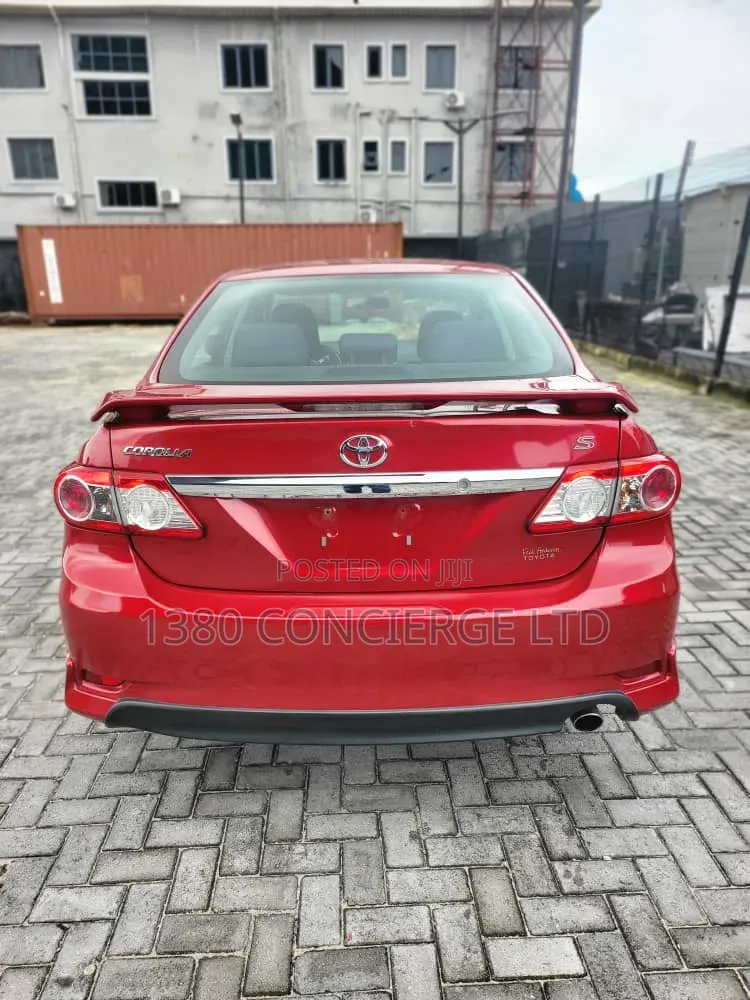 Toyota Corolla 2012 Red