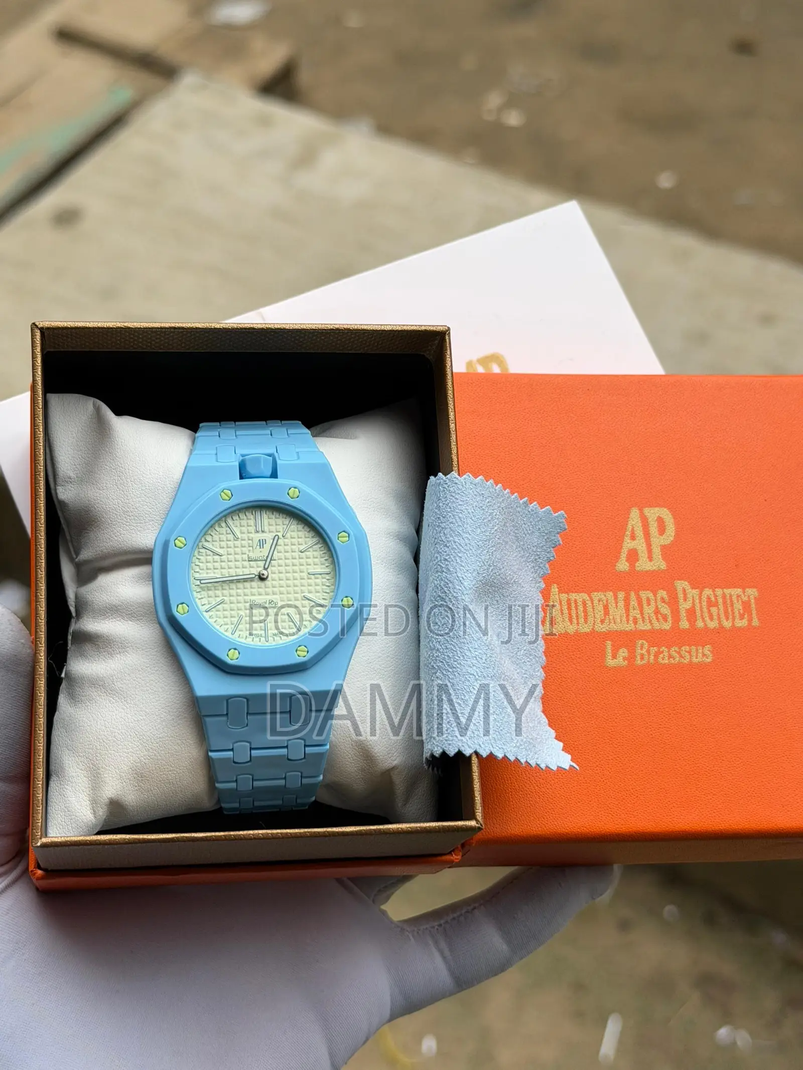 Luxury Detachable Ap Swatch (Plastic)