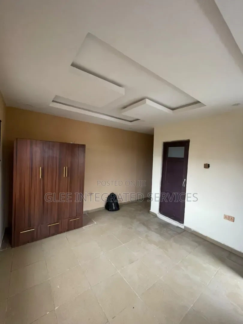 3bdrm Block of Flats in Rosomwo, Aguda / Surulere for rent