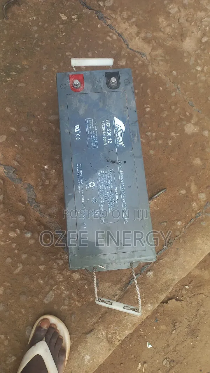 We Are Buyer of Weak, Dead Inverter Battery