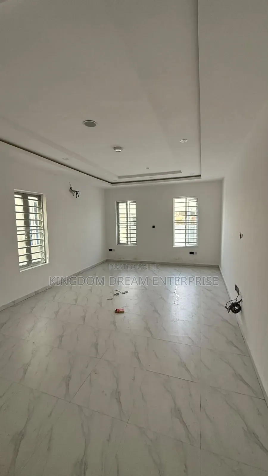 4bdrm Duplex in Omole Phase 1 for rent