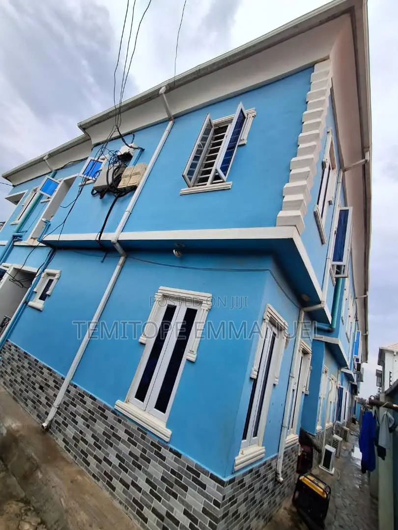 Furnished 8bdrm Block of Flats in Ipaja for sale