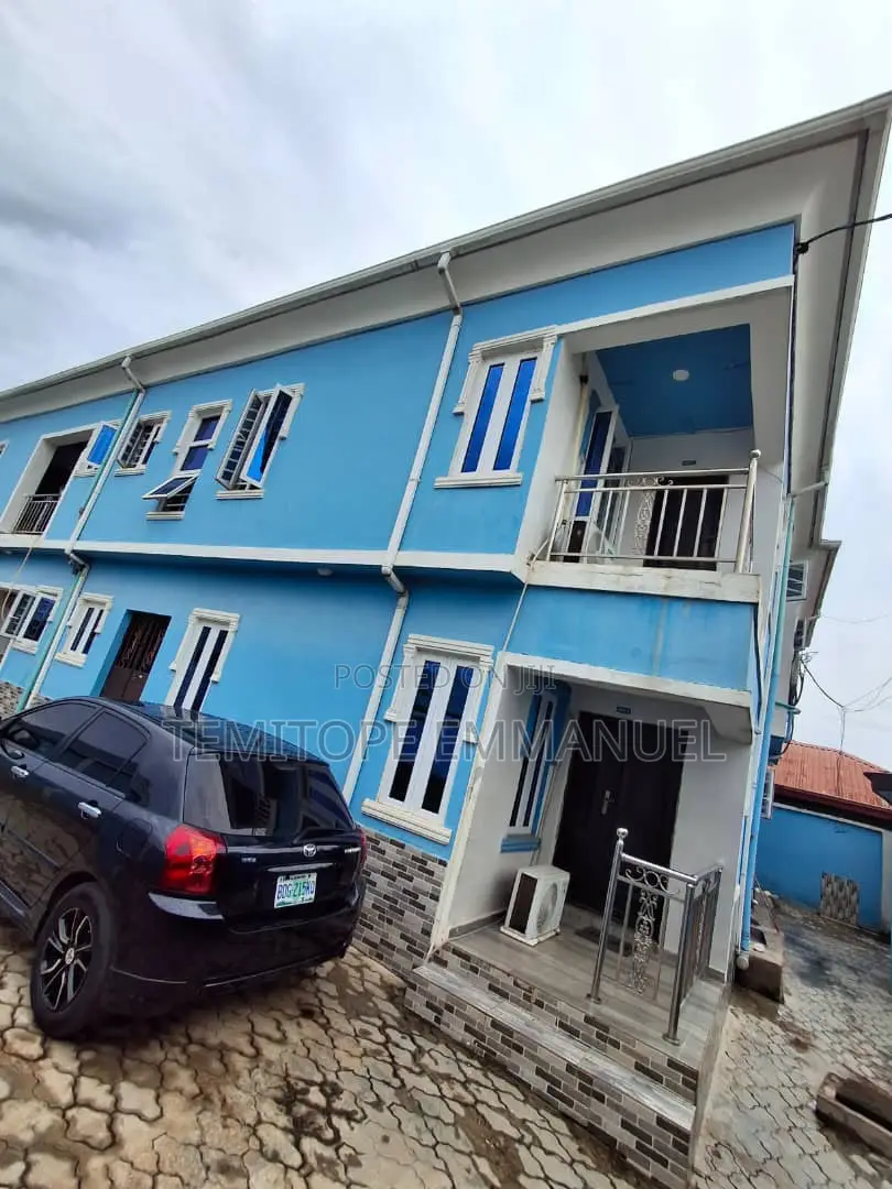 Furnished 8bdrm Block of Flats in Ipaja for sale