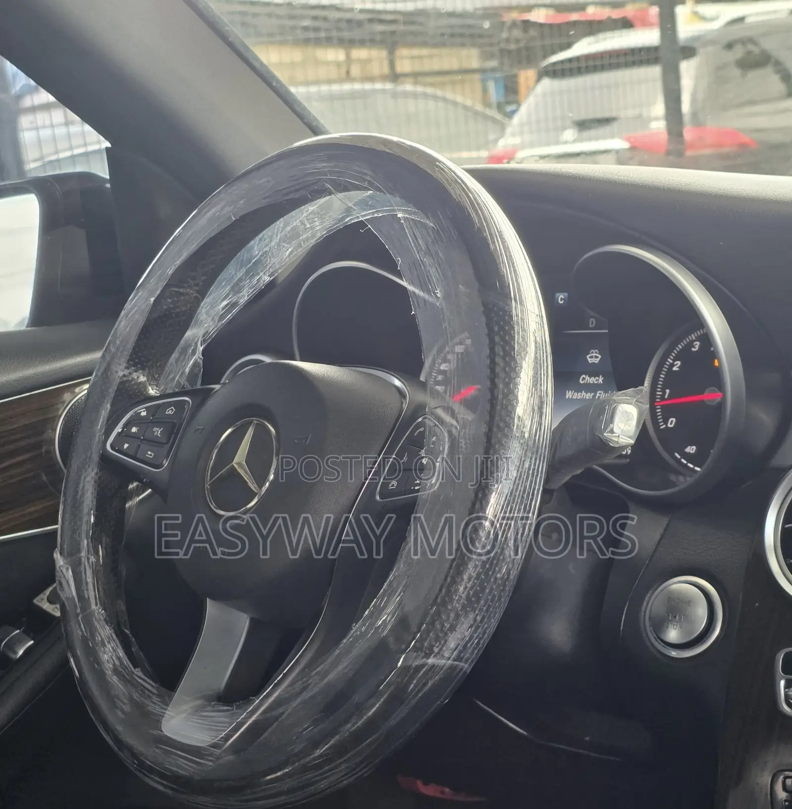 Mercedes-Benz GLC-Class 2017 White