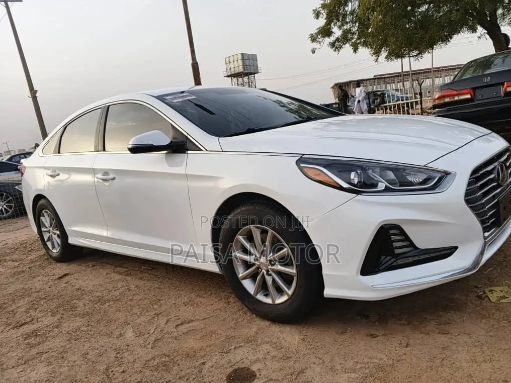 Hyundai Sonata SE 2019 White