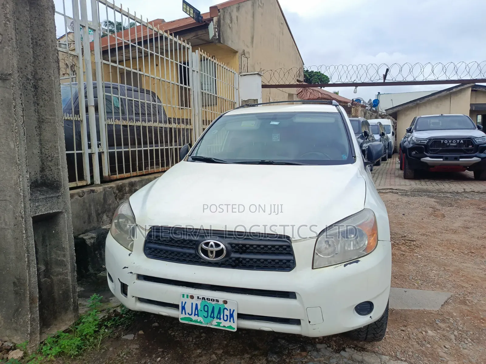 Toyota RAV4 2008 White