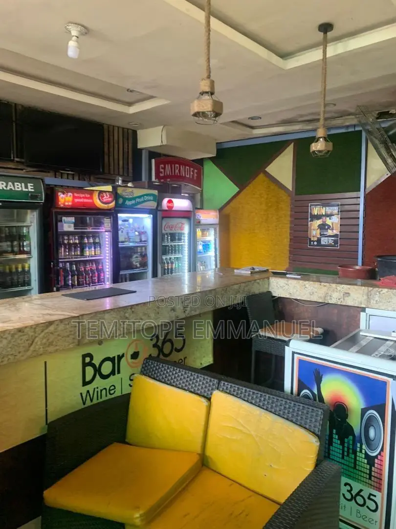 Founctioning Bar, Club and Lounge