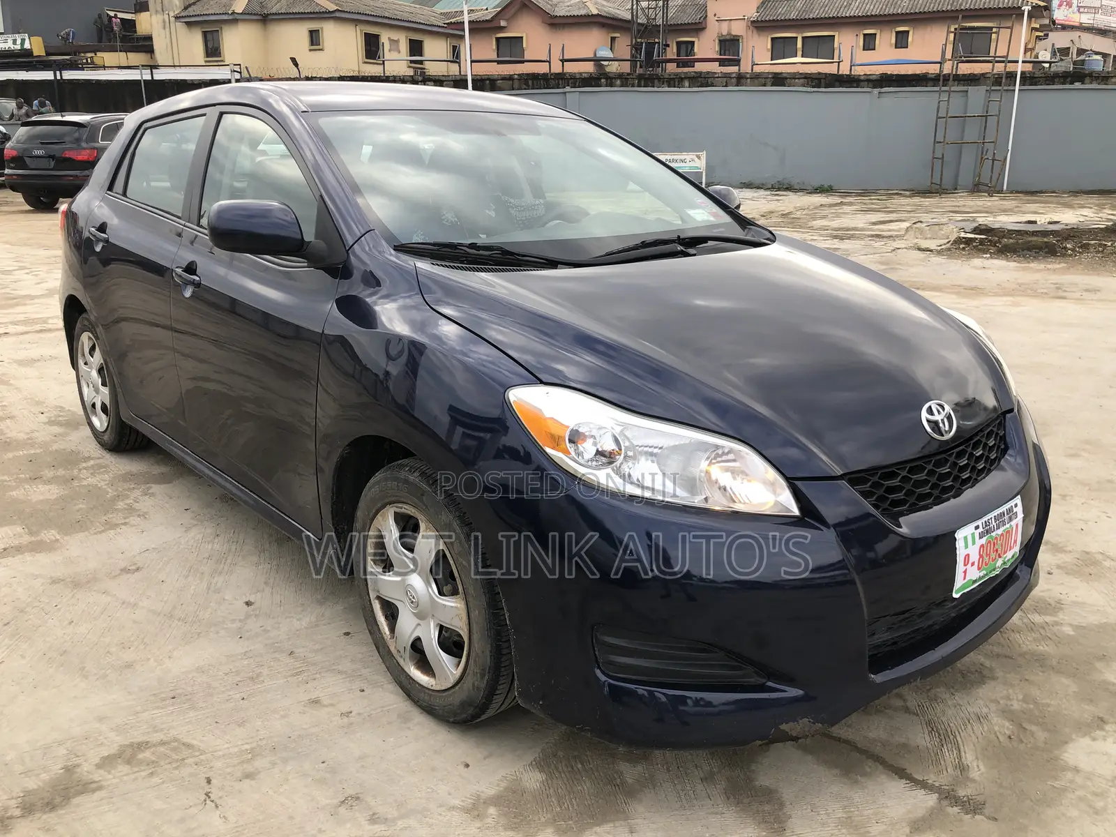 Toyota Matrix Hatchback FWD (1.8L 4cyl 5M) 2010 Blue