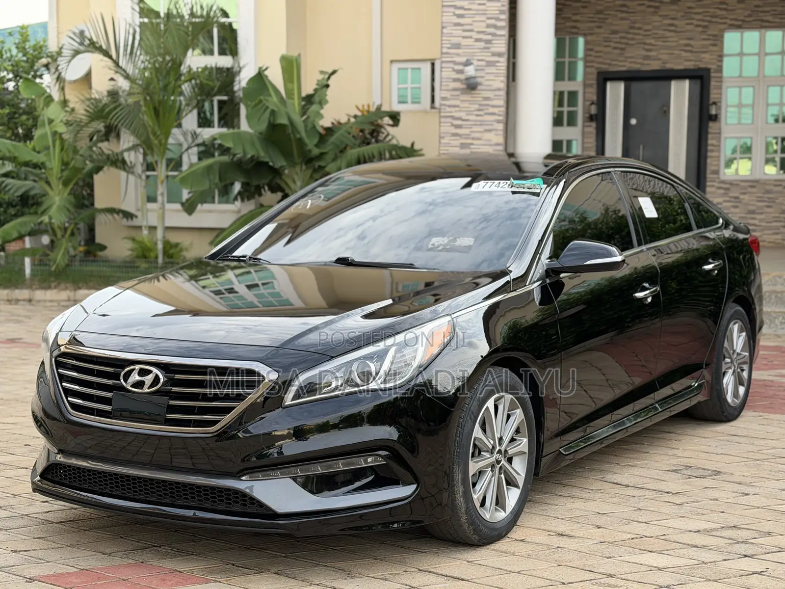 Hyundai Sonata Limited 2.0T Seban (2.0L 4cyl 6A) 2016 Black
