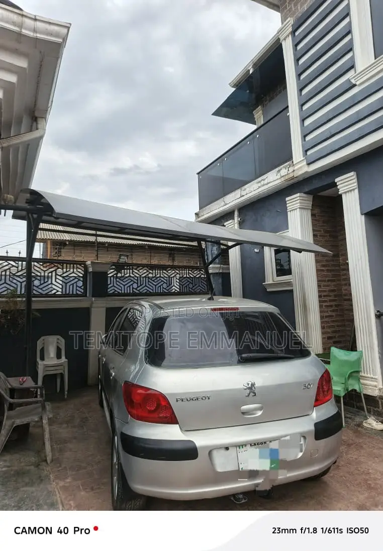 Furnished 6bdrm Duplex in Igando / Ikotun/Igando for sale