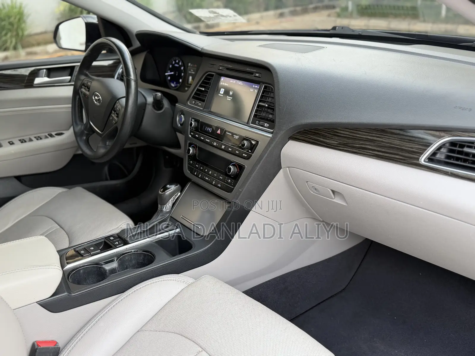 Hyundai Sonata Limited 2.0T Seban (2.0L 4cyl 6A) 2016 Black