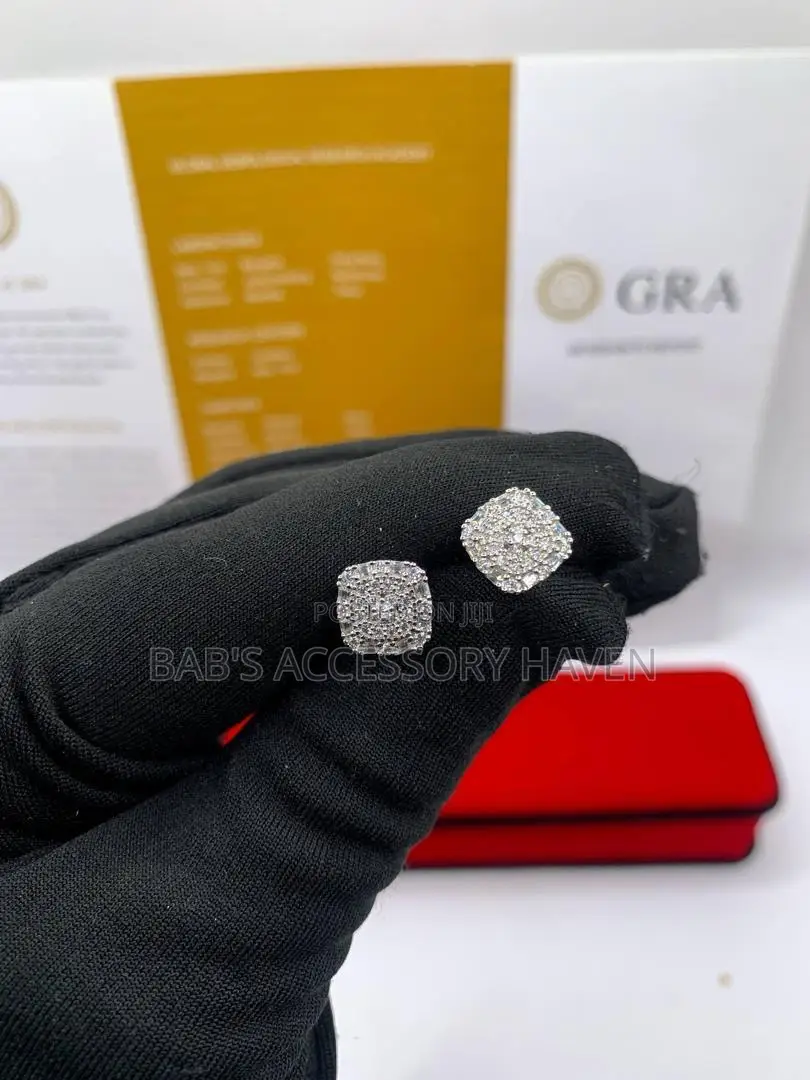 Luxury Gra Certified Moissanite Diamond Stud Earrings
