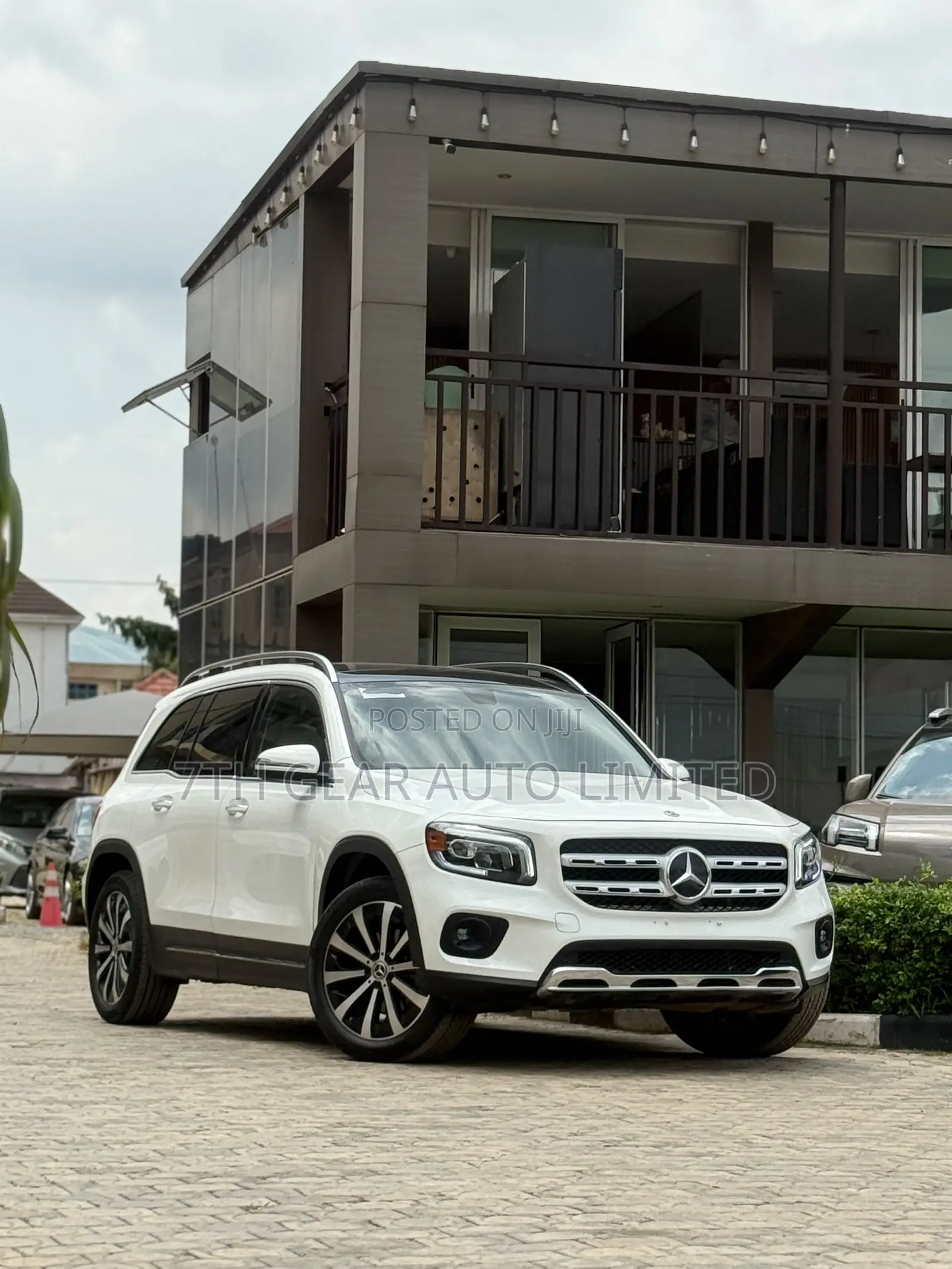 Mercedes-Benz GLB-Class GLB 250 4MATIC 2023 White