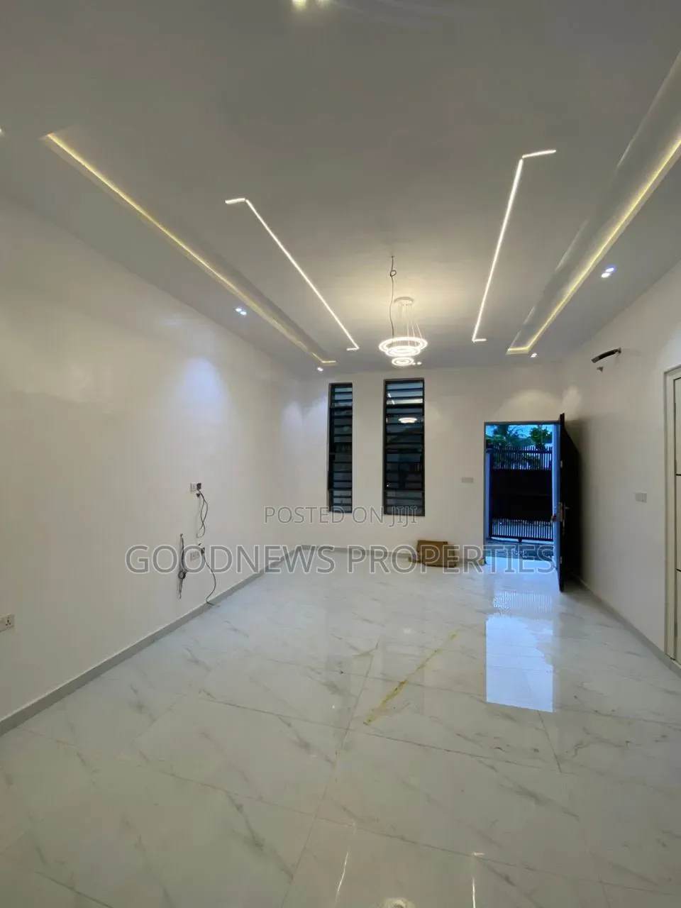4bdrm Duplex in Sangotedo for sale