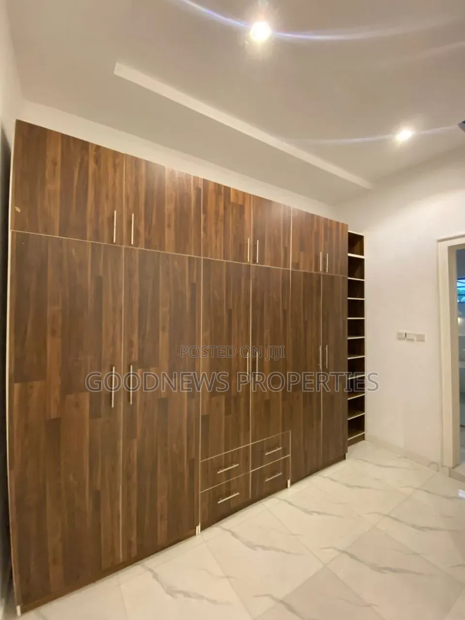 4bdrm Duplex in Sangotedo for sale