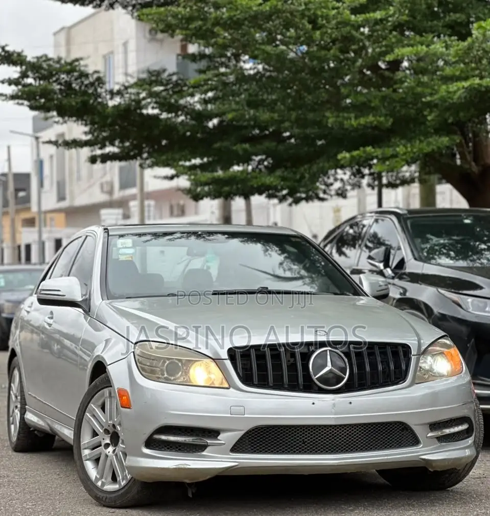 Mercedes-Benz C300 2008 Silver
