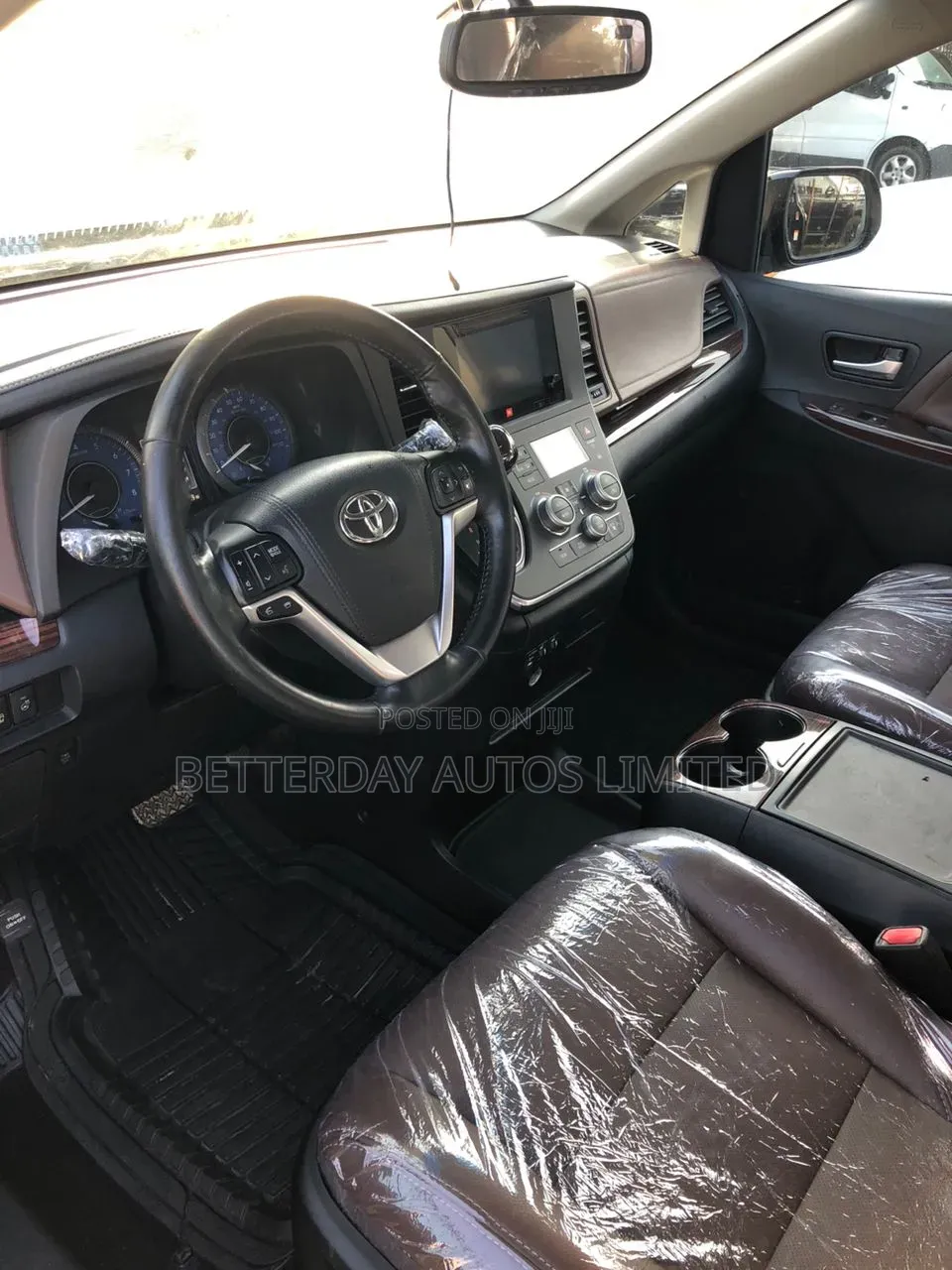 Toyota Sienna 2015 Black